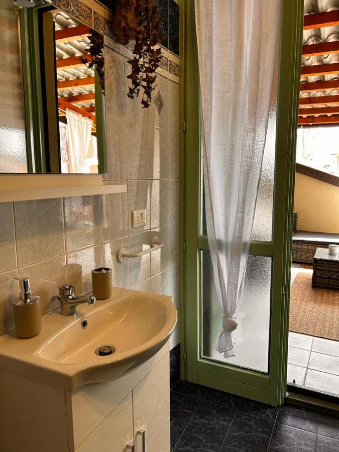 Bon Bon Del Corso Con Terrazzo E Aria Condizionata Apartment Asti Luaran gambar