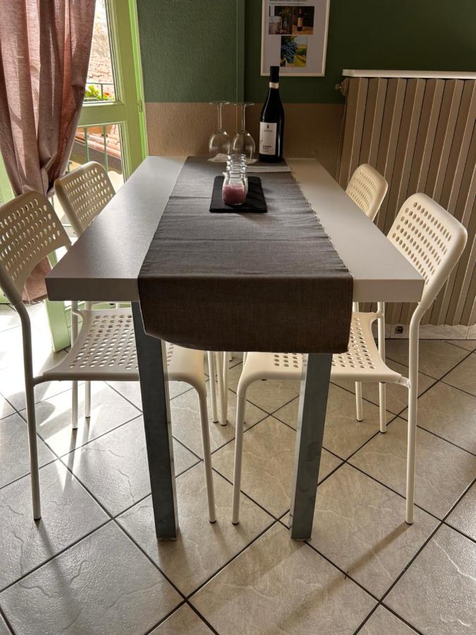 Bon Bon Del Corso Con Terrazzo E Aria Condizionata Apartment Asti Luaran gambar