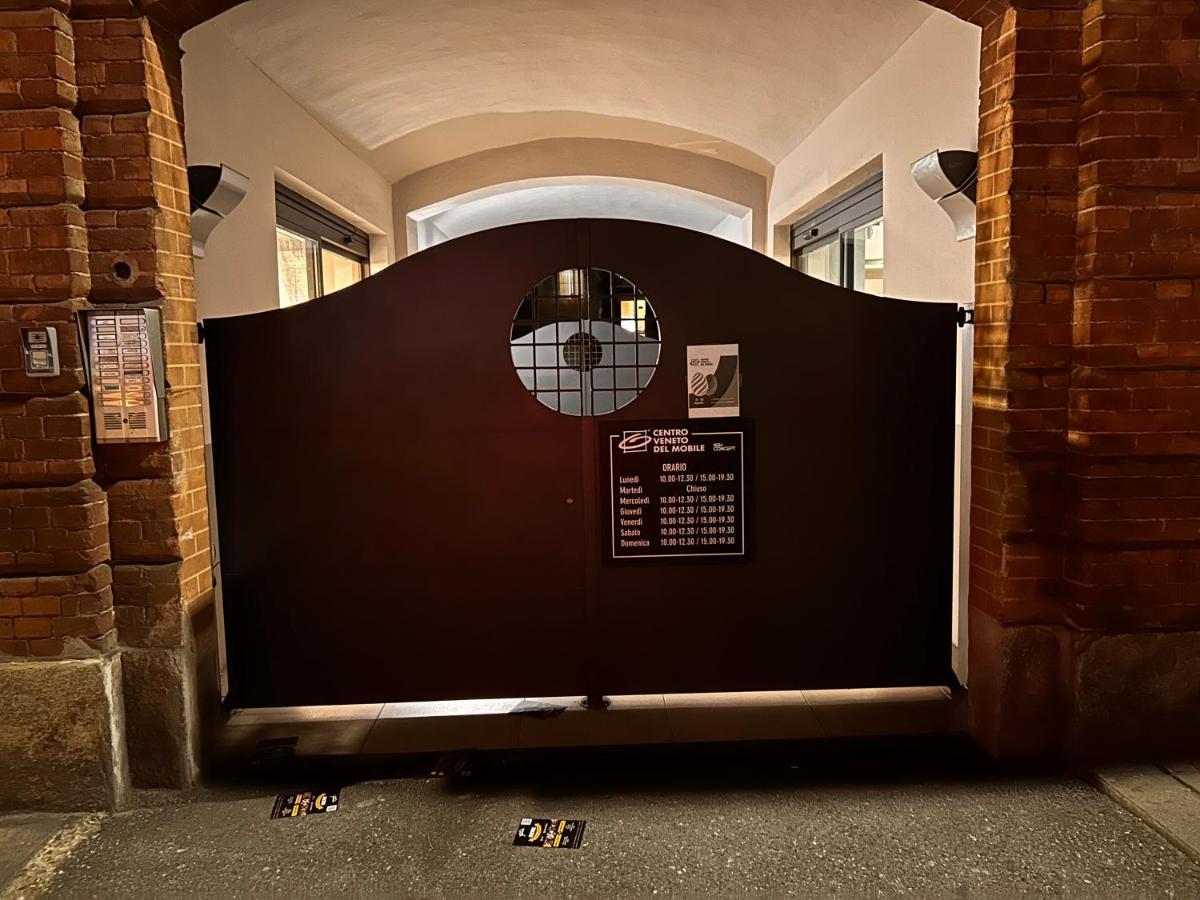 Bon Bon Del Corso Con Terrazzo E Aria Condizionata Apartment Asti Luaran gambar