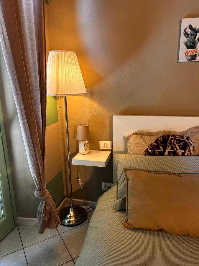 Bon Bon Del Corso Con Terrazzo E Aria Condizionata Apartment Asti Luaran gambar